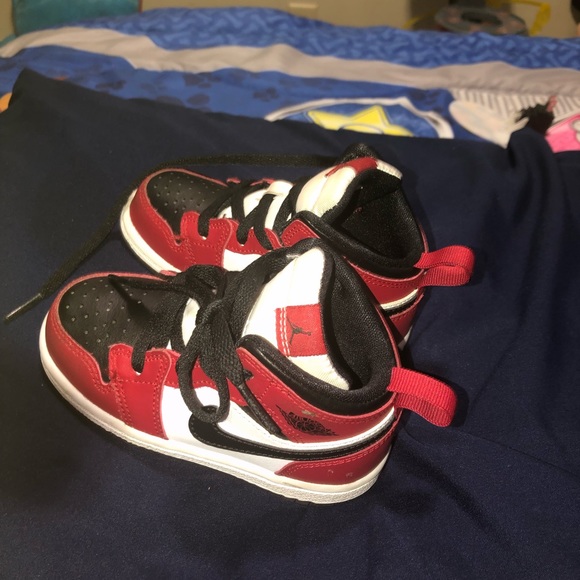 Jordan sz 7c - Picture 2 of 3